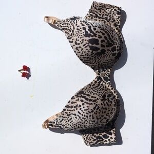Jennifer Lopez Leopard Print T-Shirt Bra - Black & Cream Size 38B